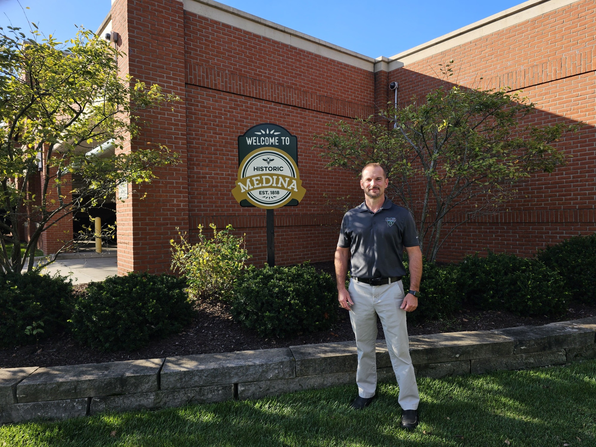 Mike at Brecksville Welcome Sign